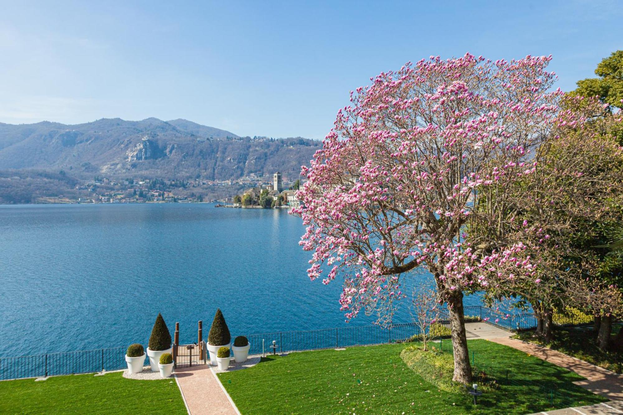 Bifora65 Flats And Garden - Lakeview Διαμέρισμα Orta San Giulio Εξωτερικό φωτογραφία
